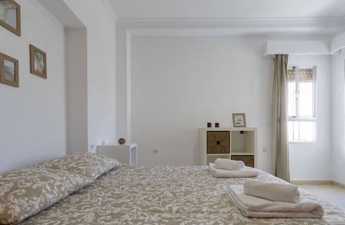 Rota Apartment | Central accommodation 300 meters from the beach. Ideal for Families.