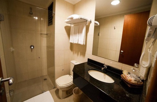 Centro Hotel | Central Curitiba Stay | Pet-Friendly | 0.4 mi to Praça do Migrante