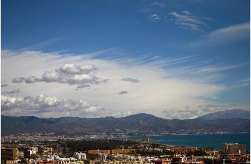Torremolinos City Centre Apartment | Central Torremolinos Studio