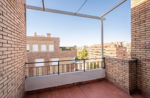 Camino de Ronda Apartment | Centrally located family home in Granada