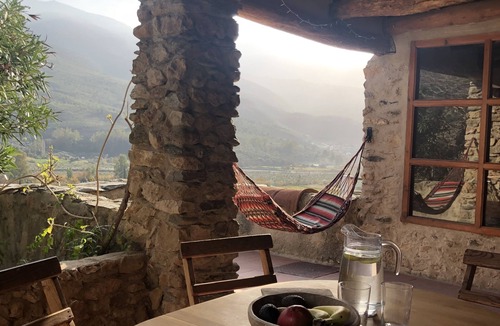 Orgiva House | Century-old olive mill has a unique style with open and light spaces
