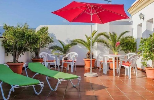 Nerja City Centre Apartment | Centusur Nerja B2 - Room in the center of Nerja