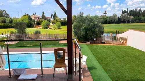 San Andres Golf Ski Chalet | Chalet con Piscina Privada, Jardín y Gran Capacidad 18 personas
