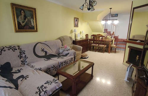 Velez-Malaga Ski Chalet | Chalet en 1ª Línea de Playa,en la Costa del Sol.ideal Familas,mascotas Aceptadas