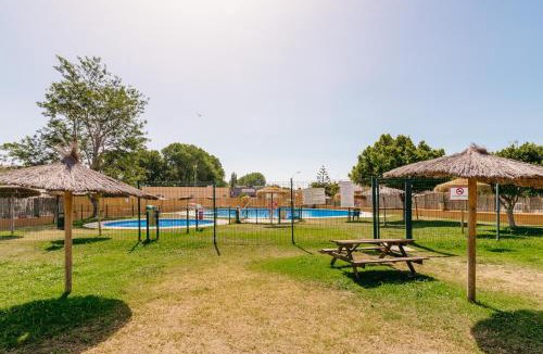 Algeciras House | Chalet en Algeciras, Paddle a 4 Minutos de Playa de Getares