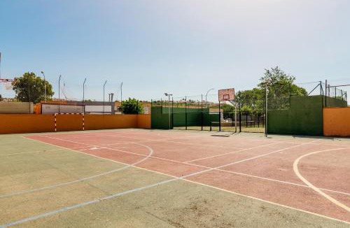 Algeciras House | Chalet en Algeciras, Paddle a 4 Minutos de Playa de Getares