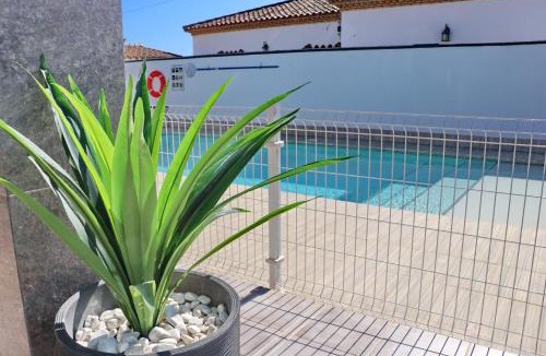 Conil de la Frontera Ski Chalet | Chalet moderno con pisicina