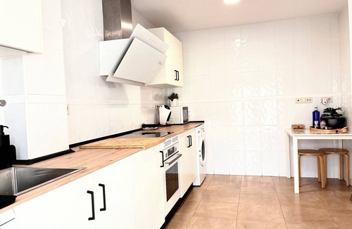 Campanillas House | Chalet Parque Tecnológico, ideal for couples and families