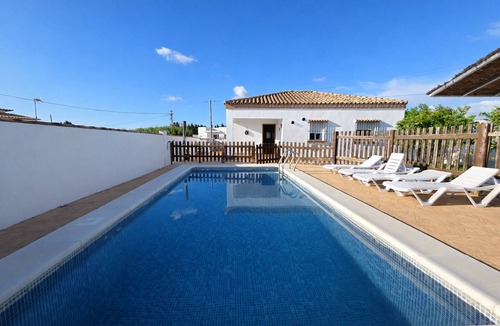 Conil de la Frontera Ski Chalet | Chalet rustic Roche with pool