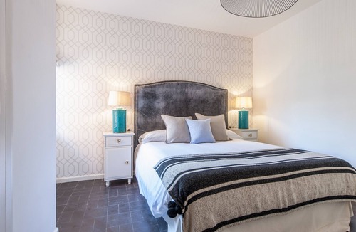 Chamberi Apartment | Chamberí III-Appartment in Chamberi zone