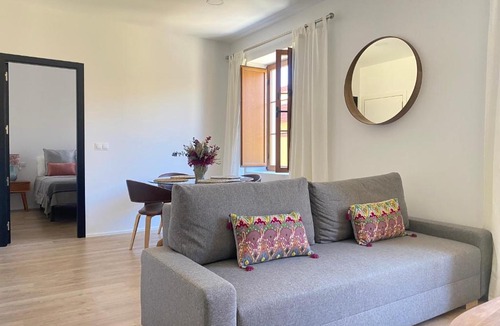 San Bernardo Apartment | Charming 1 Bedroom Apartment at Jardines de Murillo -Sevilla City Center- By OCityzen