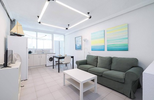 Pedregalejo Playa House | Charming 1 BR apartment with Seaview and Pool