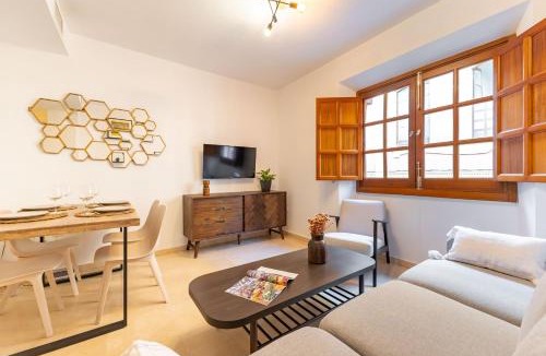 Feria Apartment | Charming 2 Bedroom Apartment at San Marcos Plaza by OCityzen