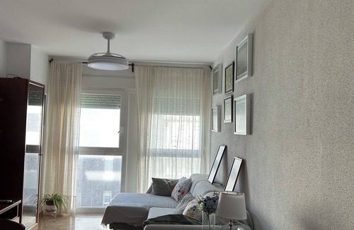 Cadiz Apartment | Charming 3-bedroom apartment with WiFi and AC in lovely Cádiz