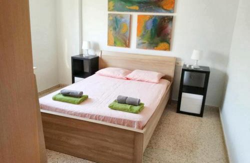 Plaza de Toros-Doctores-San Lazaro Apartment | Charming apartment historic centre Granada 80 m² + balcony