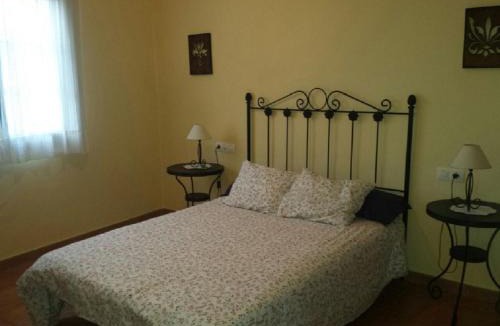 Jabuguillo Apartment | Charming apartment with mountain view in Jabuguillo, 70 m²