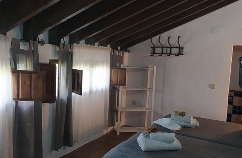 Algarinejo House | Charming Farmhouse Retreat