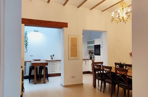 Feria Apartment | Charming house in the heart of Seville with patio and terrace