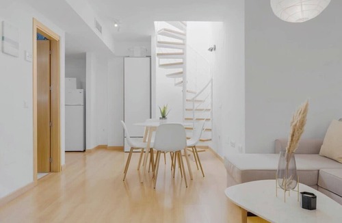 La Victoria Apartment | Charming Málaga Penthouse with Stunning City Views