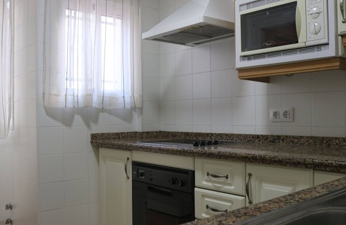 Huerta de la Salud Apartment | Charming New Apartment near Plaza de España, Seville