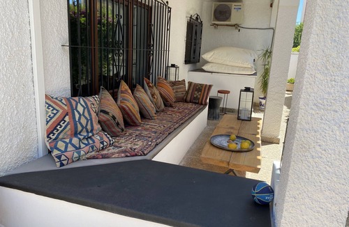 Fuengirola Ski Chalet | Charming private 3 bed. villa in Fuengirola, close to the beach!