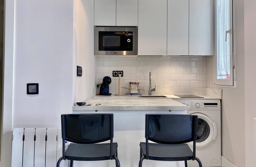 Las Acacias Apartment | Charming Puerta de Toledo VI - Renovated, 2 bedrooms