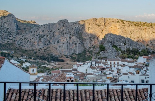 Montejaque House | Charmingly renovated cottage near Ronda