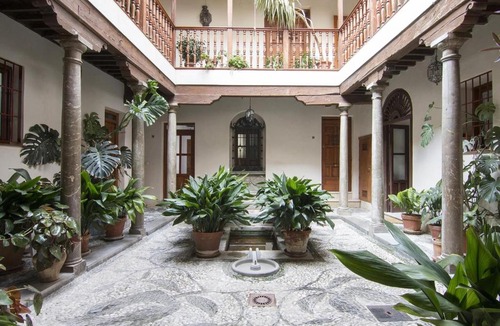 San Pedro Apartment | ChezmoiHomes Alhambra Penthouse