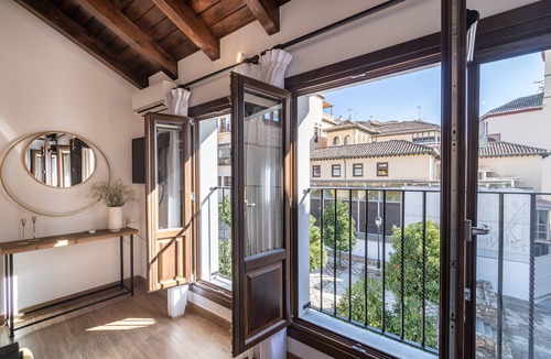Central District Ski Chalet | ChezmoiHomes Naranjos de San Matias