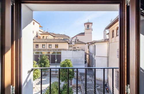 Central District Ski Chalet | ChezmoiHomes Naranjos de San Matias