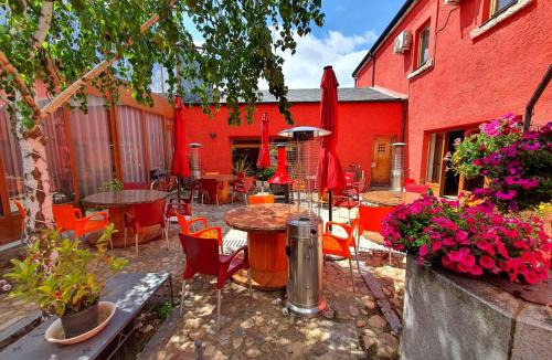 Lozoya Hotel | CicloLodge
