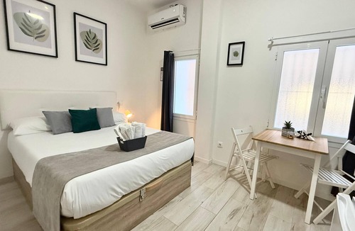 Almenara Apartment | Cinco Torres Suites