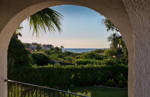 Playa Flamenca Villa | Classic spacious villa with swimming pool at 100 m from the beach, sea view.