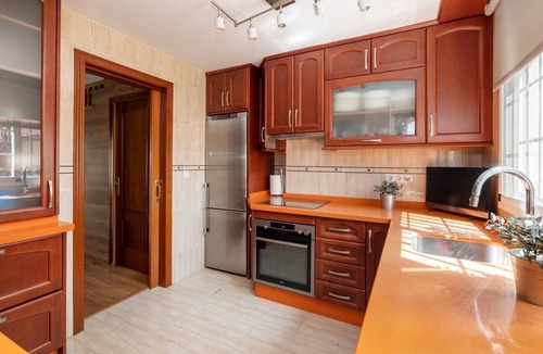 Cenes de la Vega House | Close to Sierra Nevada and Alhambra, perfect location between nature and city.