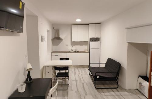 Armilla House | Cocoaloa