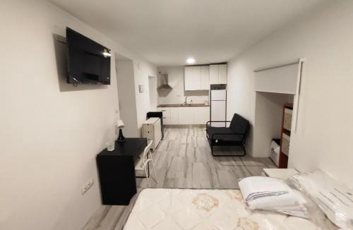 Armilla House | Cocoaloa