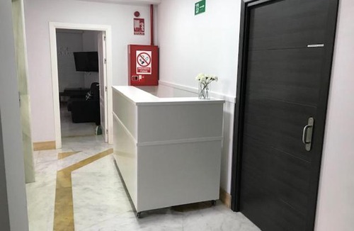 La Palmera-Reina Mercedes Other | Colegio Mayor Careu - Solo Mujeres - Women Only - University Community