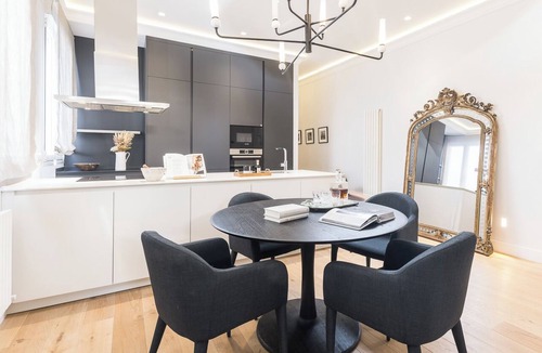 Recoletos Apartment | Columela II - Two Bedroom Apartment, Sleeps 4