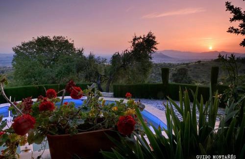 Granada House | Comeback CASERÍA VIRGEN DE ÁFRICA