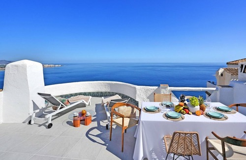 Salobrena House | Comeback La Casa del Sol Naciente