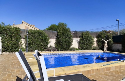 Cullar Vega Apartment | Comfortable house with AC - 10 guests