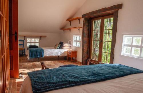 Guejar Sierra Ski Chalet | Comfortable lakeside house!