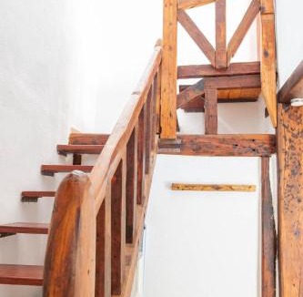 Guejar Sierra Ski Chalet | Comfortable lakeside house!