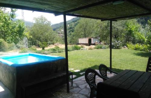 Guejar Sierra Ski Chalet | Comfortable lakeside house!