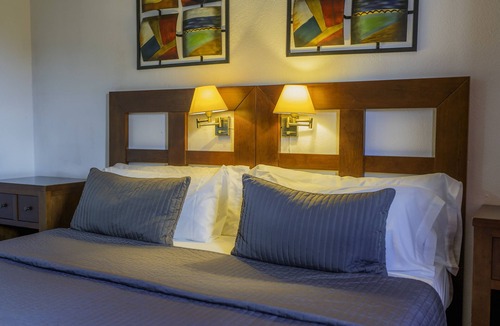 Santa Ana la Real Hotel | Complejo Turístico Los Veneros