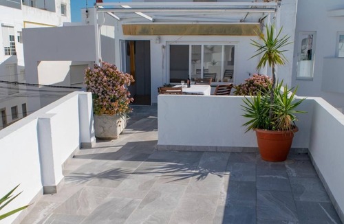 Conil de la Frontera City Center Cottage | Conil town house with roof terrace and great sea view