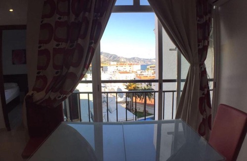 Nerja City Centre Apartment | Coronado, apartment in central Nerja