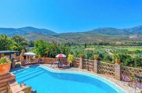 Agustinos Villa | Cortijo El Chinas Órgiva by Ruralidays