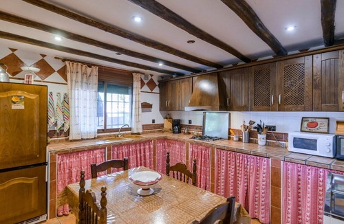 Fuensanta de Martos Villa | Cortijo El Encinar de Cobo Martos by Ruralidays