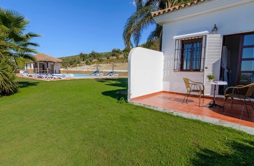 Arcos de la Frontera Villa | Cortijo Escondido Arcos de la Frontera by Ruralidays